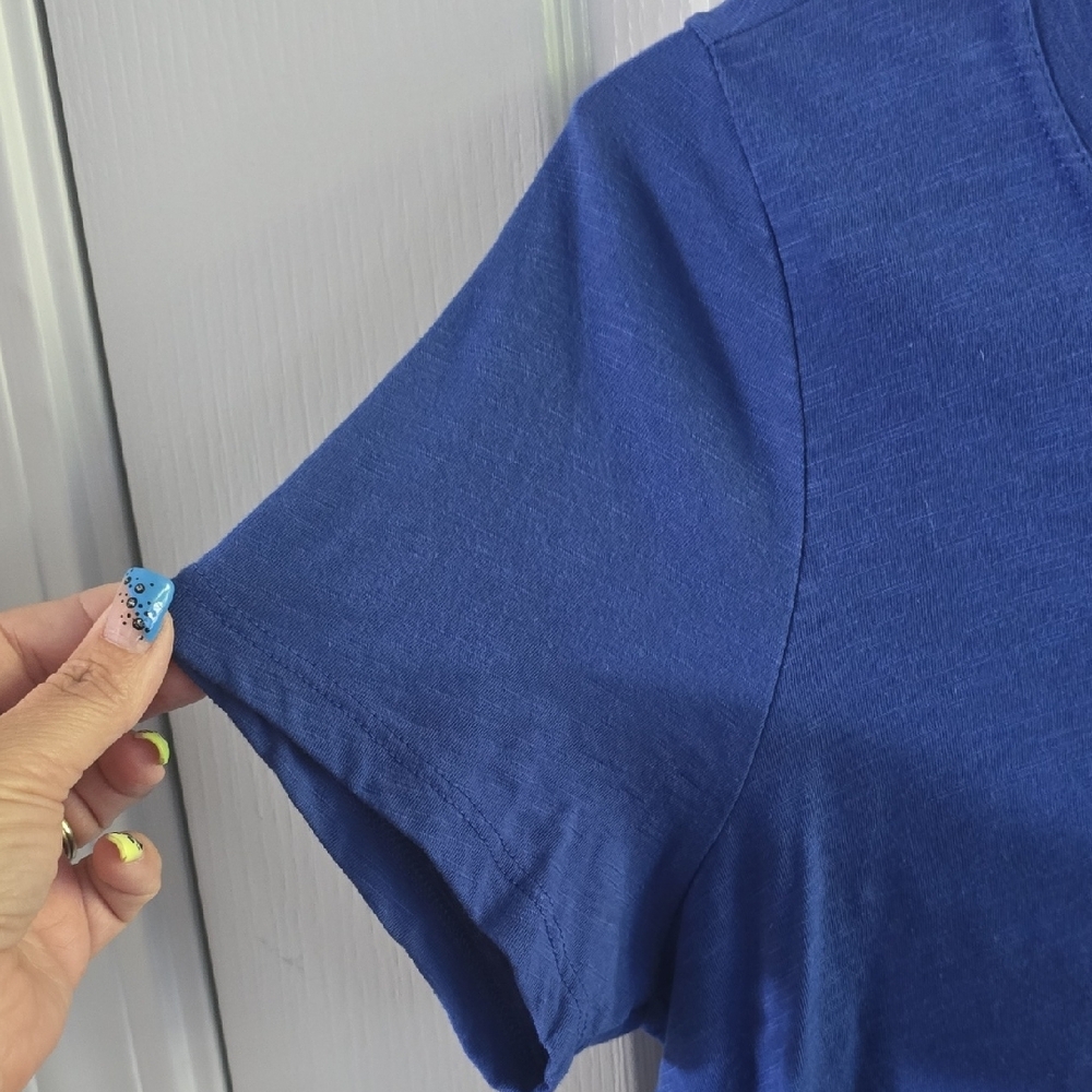 Majestic Blue Fan Fashion Tee - Picture 5 of 6